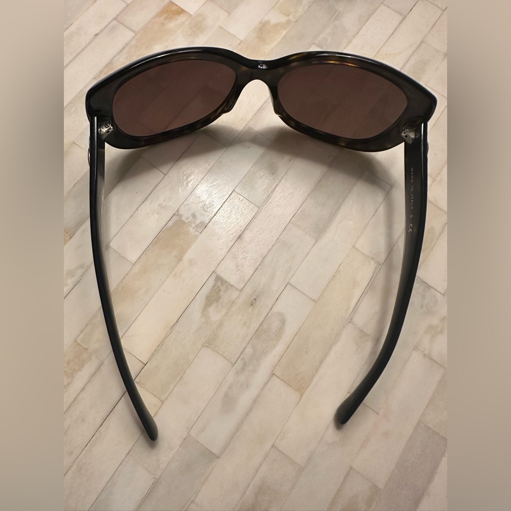 Authentic Chanel Sunglasses - Picture 7 of 7